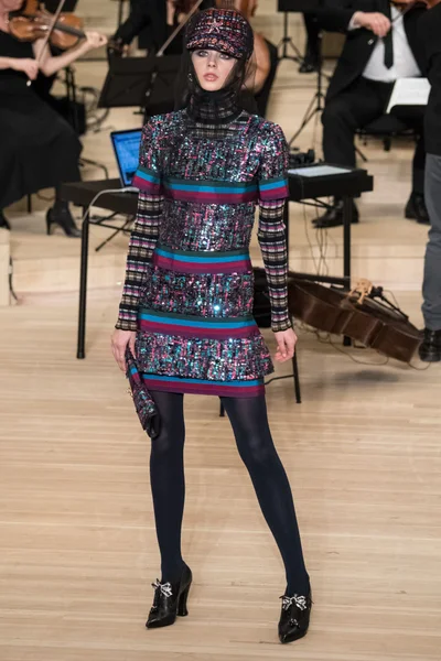 Look 36